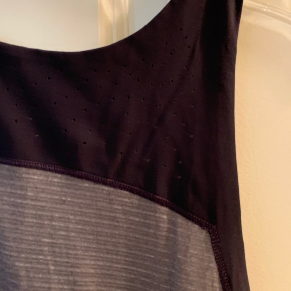 Lululemon Tank with tie back - Picture 2 of 5